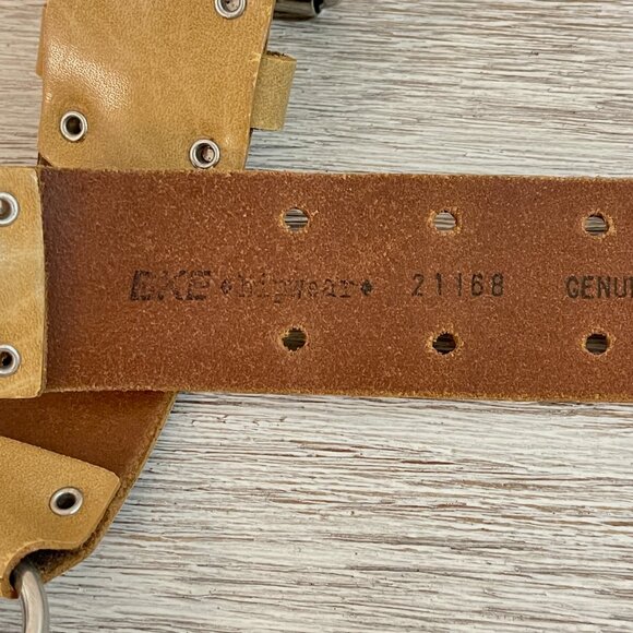 BKE Belt Large Tan Leather Silver O Links Cut Out Design - Picture 8 of 9